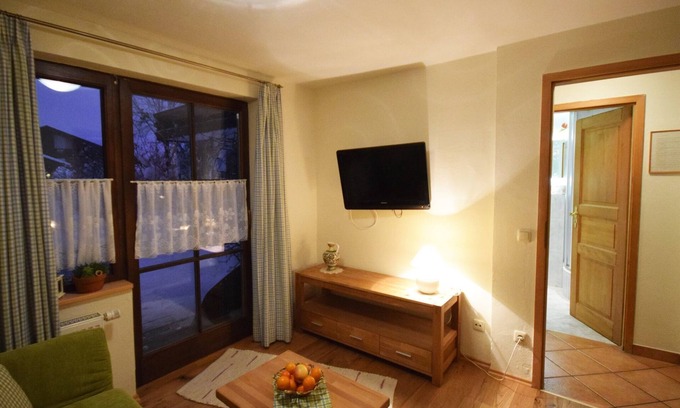 Grassau Appartement | 6. Fewo Hörndlwand, 38 qm, 1-2 Pers., 1 Schlafzimmer, 1 Wohnschlafraum, Süd-Terrasse