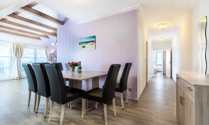 Pepelow Appartement | (6) Kerstin, 3-room apartment, loggia, upper floor - Ostseeferienhaus Drachenflieger Pepelow OFC 02