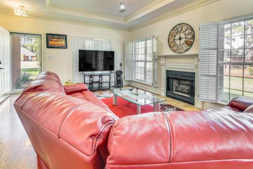 Albany Maison | 6 Mi to Dtwn Albany Convenient Home with Patio