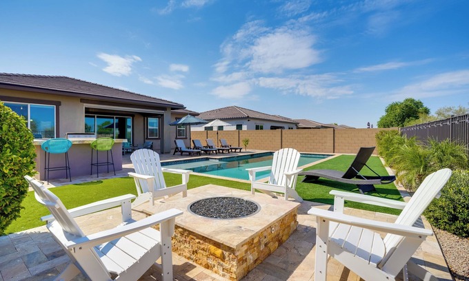 Palm Valley Maison | Superbe maison Litchfield avec piscine, grill et vues!