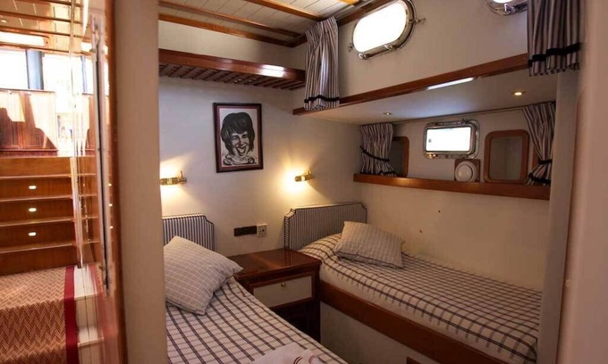 Faralya Location De Bateaux | Goélette de luxe 6 pers. www. yachttogo. com