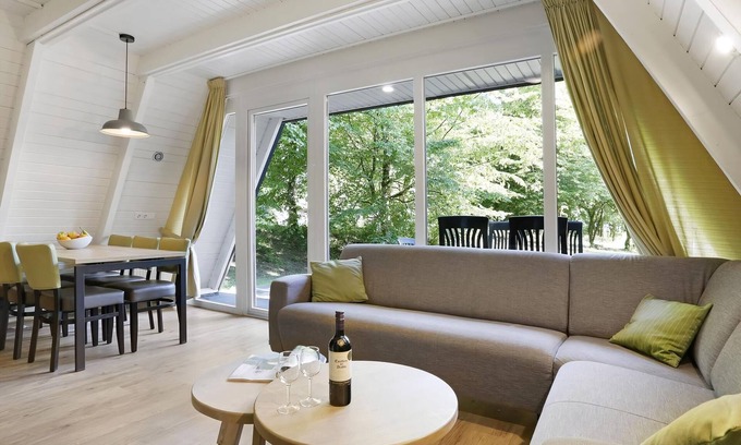 Kell am See Maison | 6-person bungalow in the holiday park Landal Hochwald