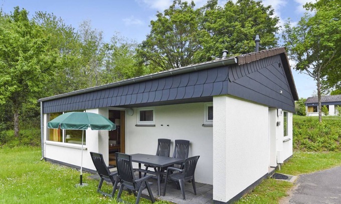 Saarburg Maison | 6-person bungalow in the holiday park Landal Warsberg