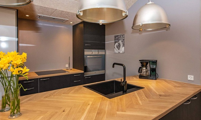 Jegum Maison | 6 person holiday home in Oksbøl