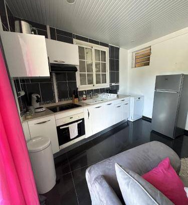 Sainte-Rose Appartement | 60 m² Appartement ∙ 1 chambre ∙ 2 personnes