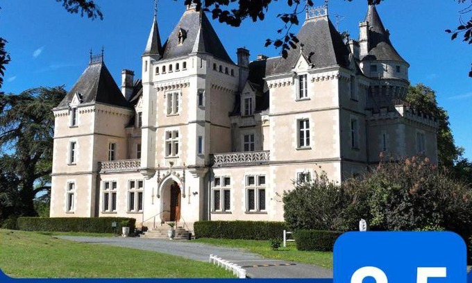 Cluis Lit Et Petit-Déjeuner | 60 m² Chambre d'hôtes ∙ 6 personnes