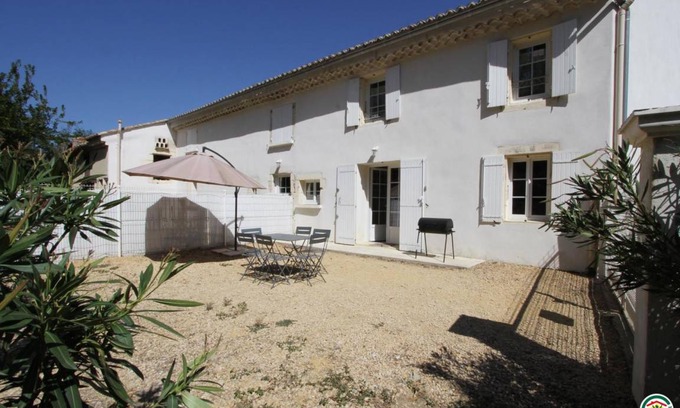 Pierrelatte Maison | 60 m² Gîte ∙ 2 chambres ∙ 4 personnes