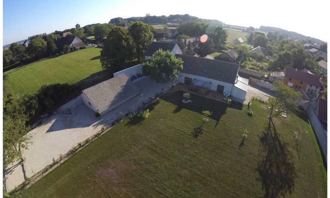Argilly Cottage | 600 m² Cottage ∙ 7 chambres ∙ 15 personnes