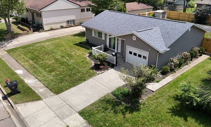 Royal Manor Maison | 603 Fenchurch Way-Ranch-Hot Tub-Pets-2 King Beds