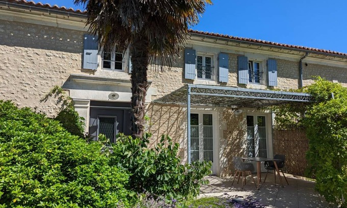Salles-de-Barbezieux Cottage | 61 m² Cottage ∙ 1 chambre ∙ 2 personnes