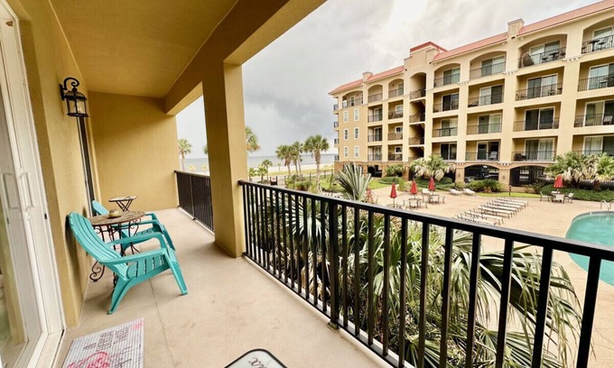Henderson Point Appartement | #612 Poolside Condo at Inn by the Sea - Sleeps 6!