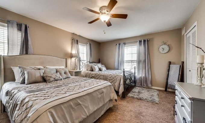 Lakewood Maison | 62Townhome+1GIGWiFi+Kitchen+Self-ck/in+Full-W/D