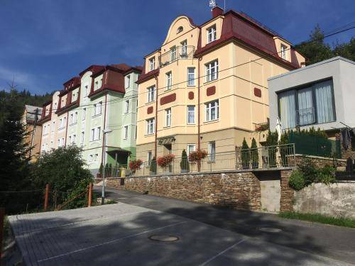 Jachymov Appartement | 65 m² Résidence de tourisme ∙ 2 chambres ∙ 5 personnes