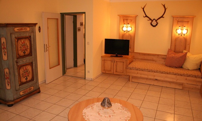 Mittenwald Appartement | Appartement 4 étoiles moderne de 65 m² récemment rénové dans le style bavarois