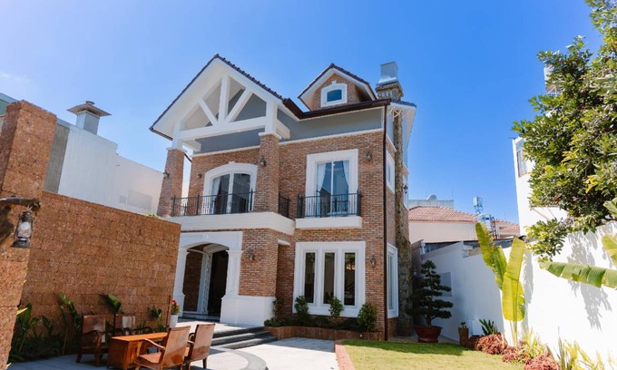 Buon Ma Thuot Station Balnéaire | 660 m² Résidence de vacances ∙ 4 chambres ∙ 12 personnes