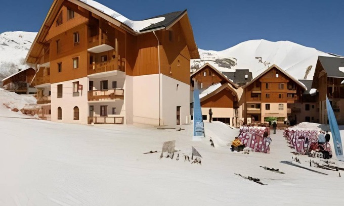 Saint-Sorlin-d'Arves Hôtel | 68 m² Hôtel ∙ 4 chambres ∙ 10 personnes