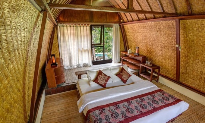 Lodtunduh Villa | 6BR chambres luxueuses avec une piscine adaptée pour lune de miel