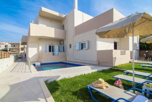 Skaleta Maison | 7 bedroom villa with pool, 700m from the beach!