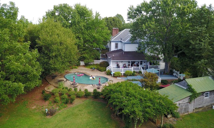 Concord Maison | 7 BR Manor - 15 min à Lynchburg - Parfait pour la famille et les mariages!