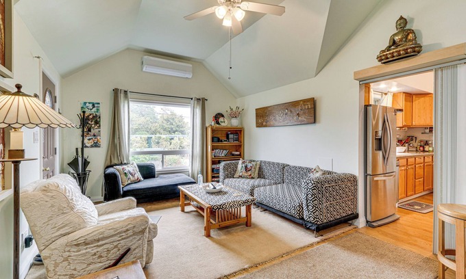 Cedar Mill Maison | 7 Mi to Dtwn Portland: Quiet Yet Central Home