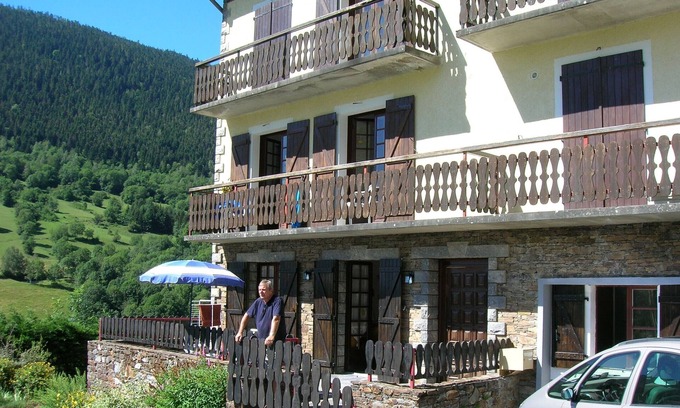 Peyragudes Appartement | Appart 70 m², grande terrasse, parking, entouré de montagnes à 980m d'altitude.