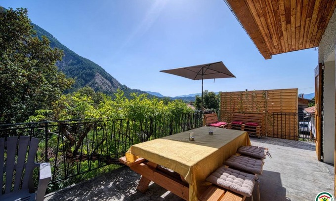 Chatillon-en-Diois Maison | 70 m² Gîte ∙ 2 chambres ∙ 4 personnes