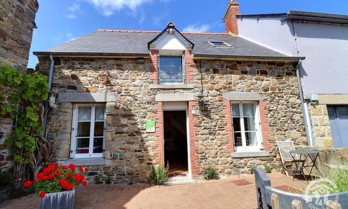 Le Vivier-sur-Mer Maison | 70 m² Gîte ∙ 2 chambres ∙ 4 personnes