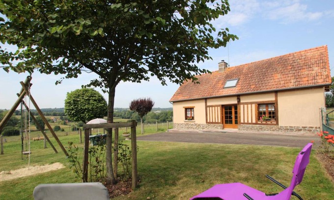 Isigny-le-Buat Maison | 70 m² Gîte ∙ 2 chambres ∙ 5 personnes