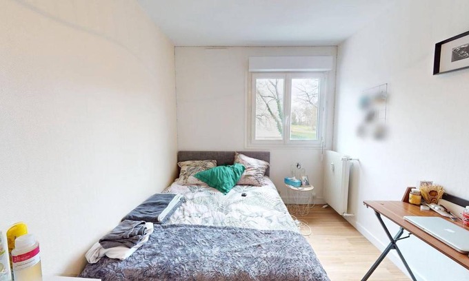 Poitiers Station Balnéaire | 70 m² Chambre privée ∙ 1 chambre ∙ 1 personne