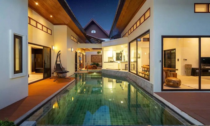Nai Harn Villa | 700㎡ private pool modern style 4 bedroom villa