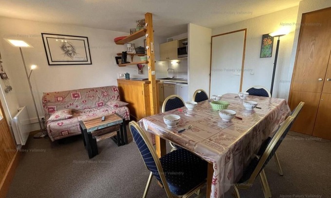 Vallandry Appartement | À 70m des pistes de ski, 1er étage, balcon, télévision, casier à ski, 45m², Peisey-Vallandry