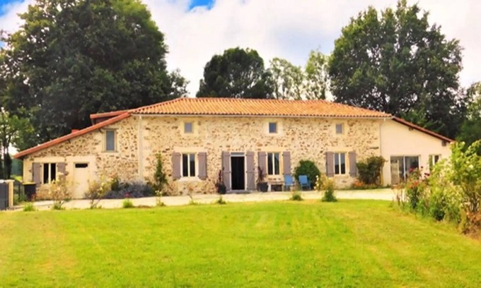 Mouzon Appartement | 72 m² Appartement ∙ 1 chambre ∙ 2 personnes