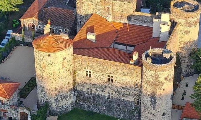 Saint-Vidal Hôtel | 72 m² Hôtel ∙ 2 chambres ∙ 4 personnes