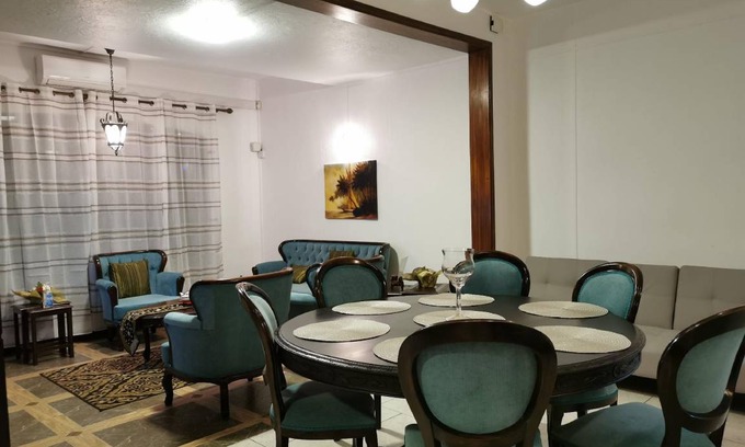 Quatre Bornes Appartement | 75 m² Appartement ∙ 2 chambres ∙ 5 personnes