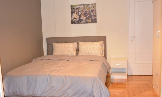 Exarhia Station Balnéaire | 75 m² Chambre privée ∙ 1 chambre ∙ 1 personne