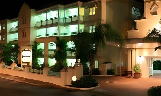 Worthing Hôtel | 79 m² Hôtel ∙ 2 chambres ∙ 127 personnes