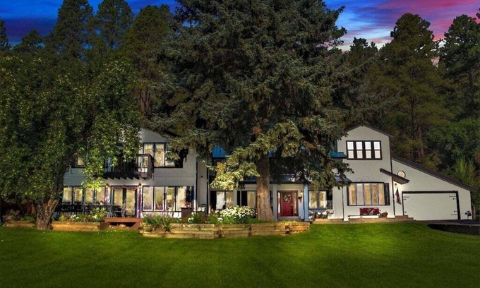 Trimble Maison | Grand 7BR Luxury Home, Great Location 10 min. au centre-ville, 20 min. faire du ski, marcher jusqu'à Hot Springs