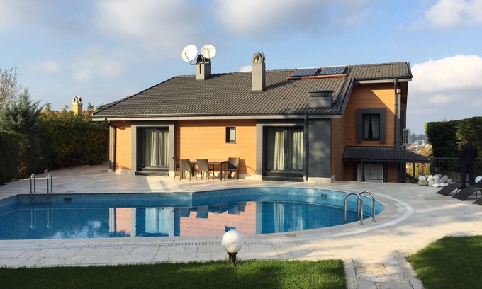 Zekeriyakoy Maison | 7BR PRIVATE POOL VILLA SARIYER ZEKERIYAKOY LUXURY