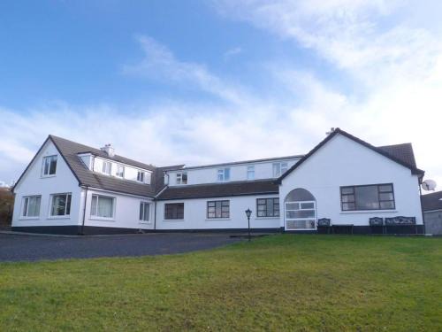 Cloonamanagh Maison | 8 Bed in Louisburgh oc-ii14401