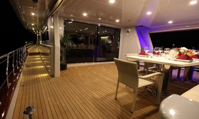 Gocek Location De Bateaux | Luxe Yacht de capacité 8 pax à louer à Göcek, Fethiye | www. yachttogo. com