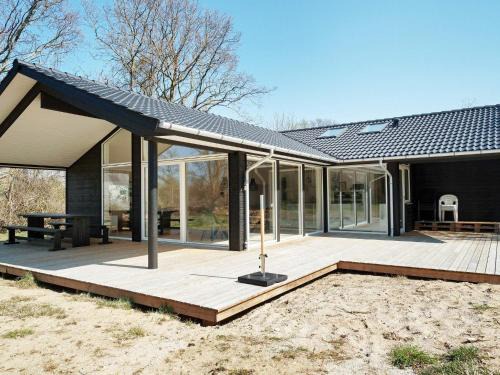 Hundested Maison | 8 person holiday home in Hundested