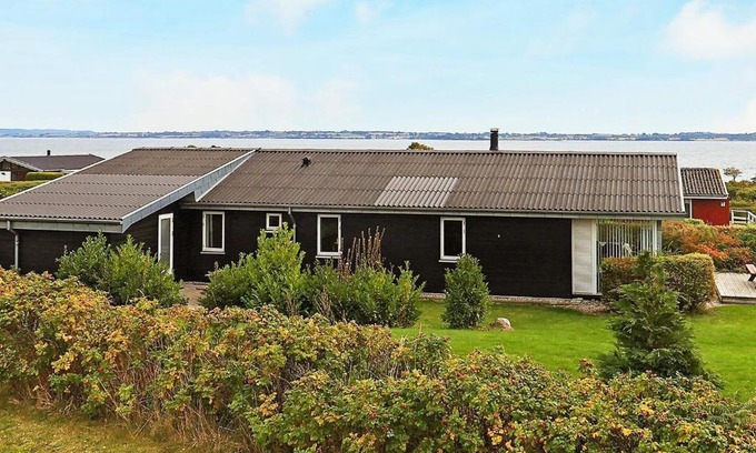 Helnæs By Maison | 8 person holiday home in Ebberup-By Traum
