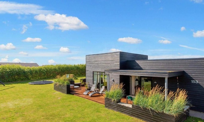 Nr. Lyngby Maison | 8 person holiday home in Løkken