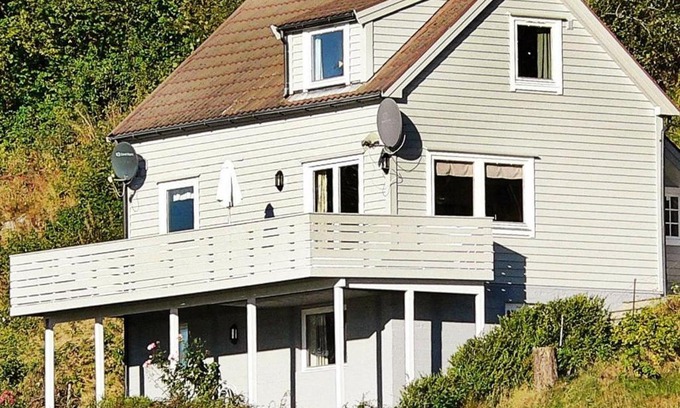 Hyllestad Maison | 8 person holiday home in Sørbøvåg