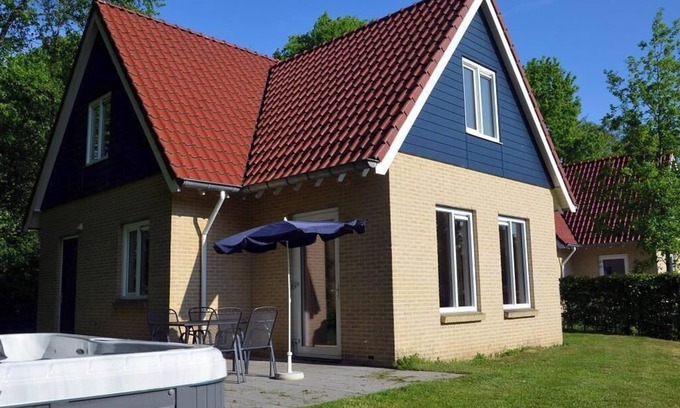 Westerbork Maison | 8-Person Wellness Villa