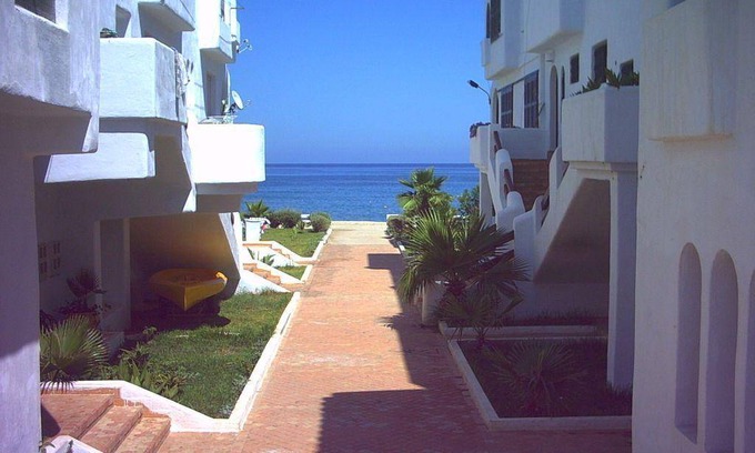 Fnideq Appartement | 80 m² Appartement ∙ 2 chambres ∙ 6 personnes
