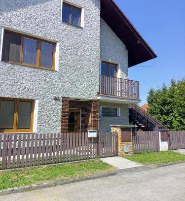 Cejkovice Lit Et Petit-Déjeuner | 80 m² Chambre d'hôtes ∙ 5 personnes