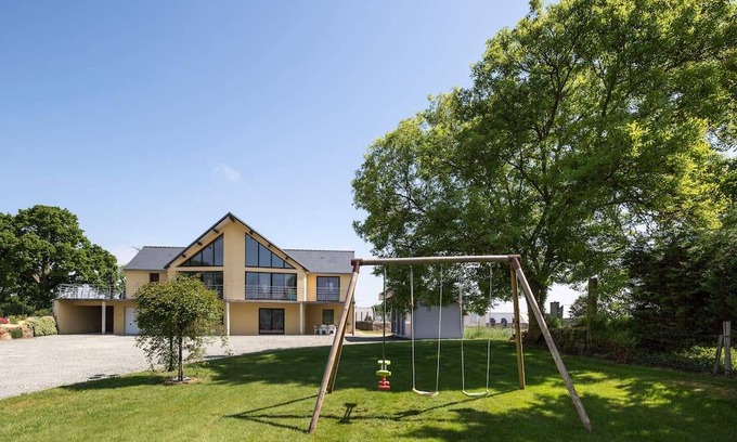 Roz-sur-Couesnon Maison | 80 m² Gîte ∙ 2 chambres ∙ 4 personnes
