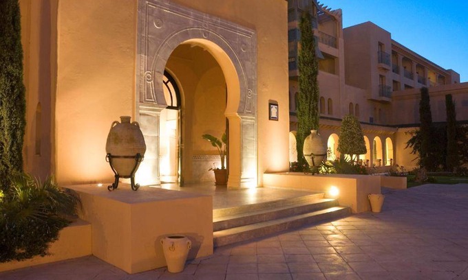 Yasmine Hôtel | 80 m² Hôtel ∙ 127 personnes