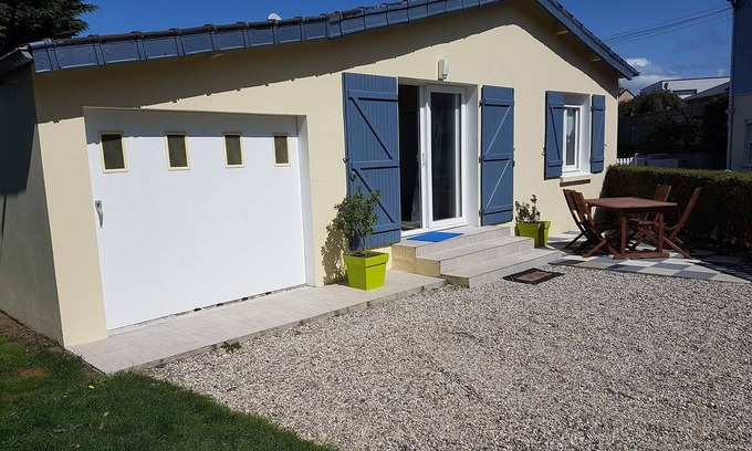 Agon-Coutainville Cottage | A 800M de la mer gite rénovée